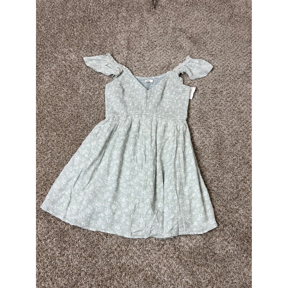 Hollister Smocked Floral Mini Dress Sage Green Ruffle Sleeve V-Neck Medium NEW - Picture 2 of 11